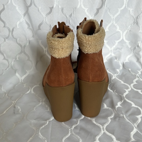 Jessica Simpson Shearling Lug Sole Wedge Leather booties - Picture 4 of 4